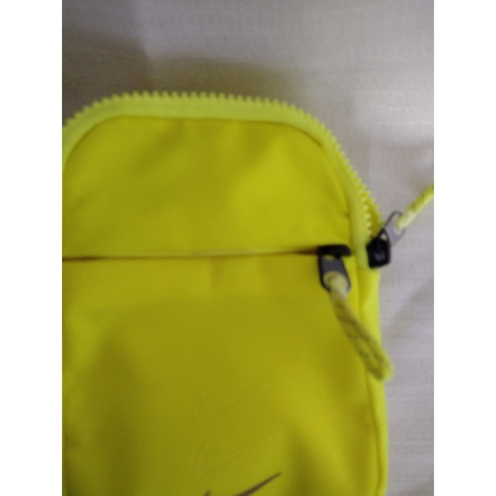 Nike Mini Adjustable Sling Crossbody Shoulder Bag 5x7-Lime Green - Picture 2 of 4